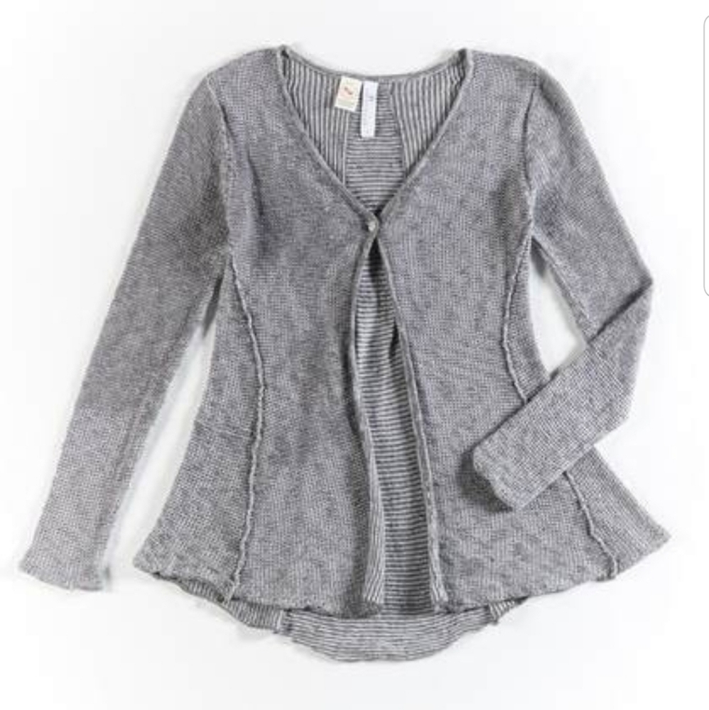 NWT Indigenous Grey White Organic Cardigan M